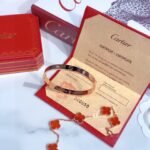 LOVE BRACELET, 4 DIAMONDS + VINTAGE ALHAMBRA BRACELET, 5 MOTIFS