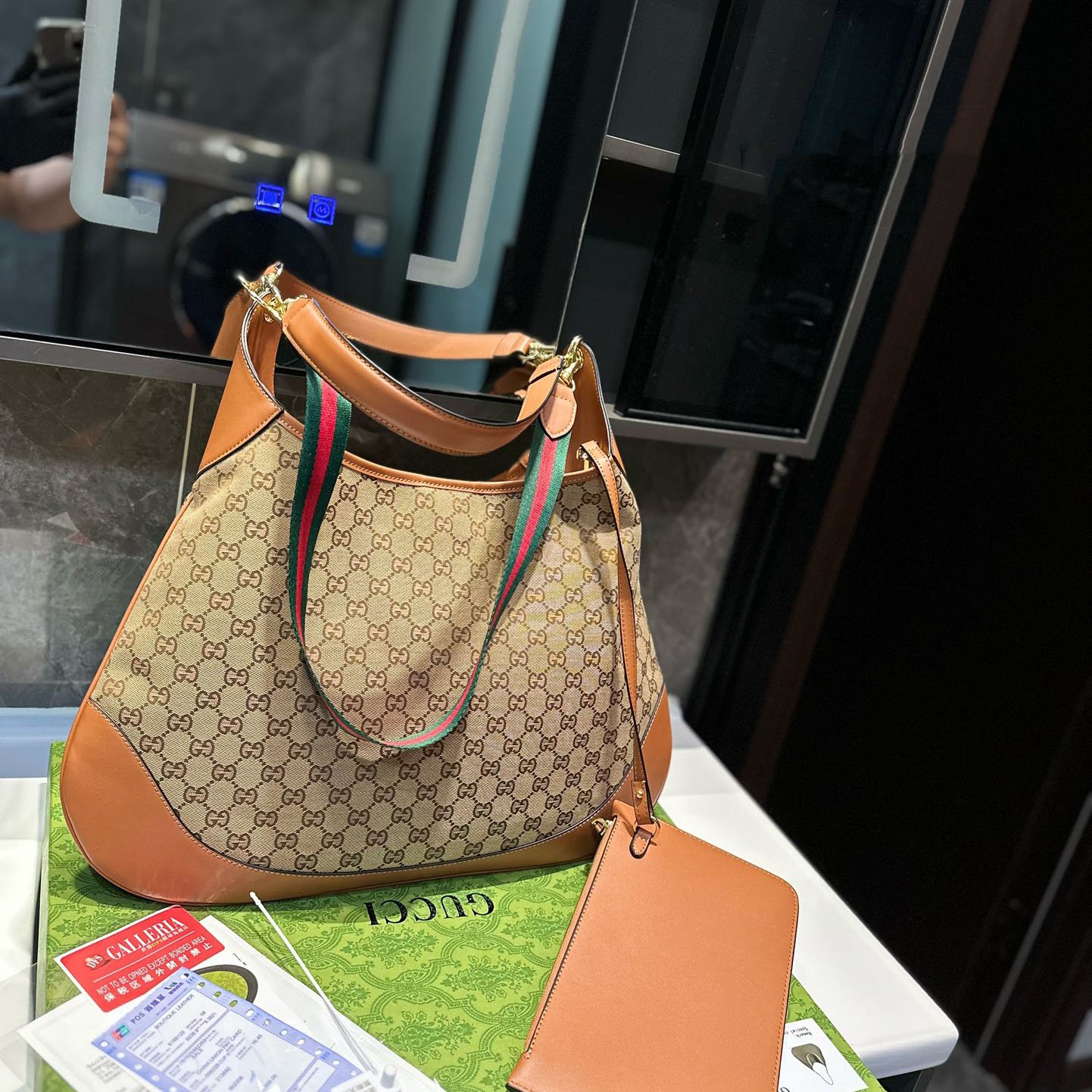 16a2603f3de73aa80d9c24914c0a7b22-1.jpeg medium shoulder bag - Image 1