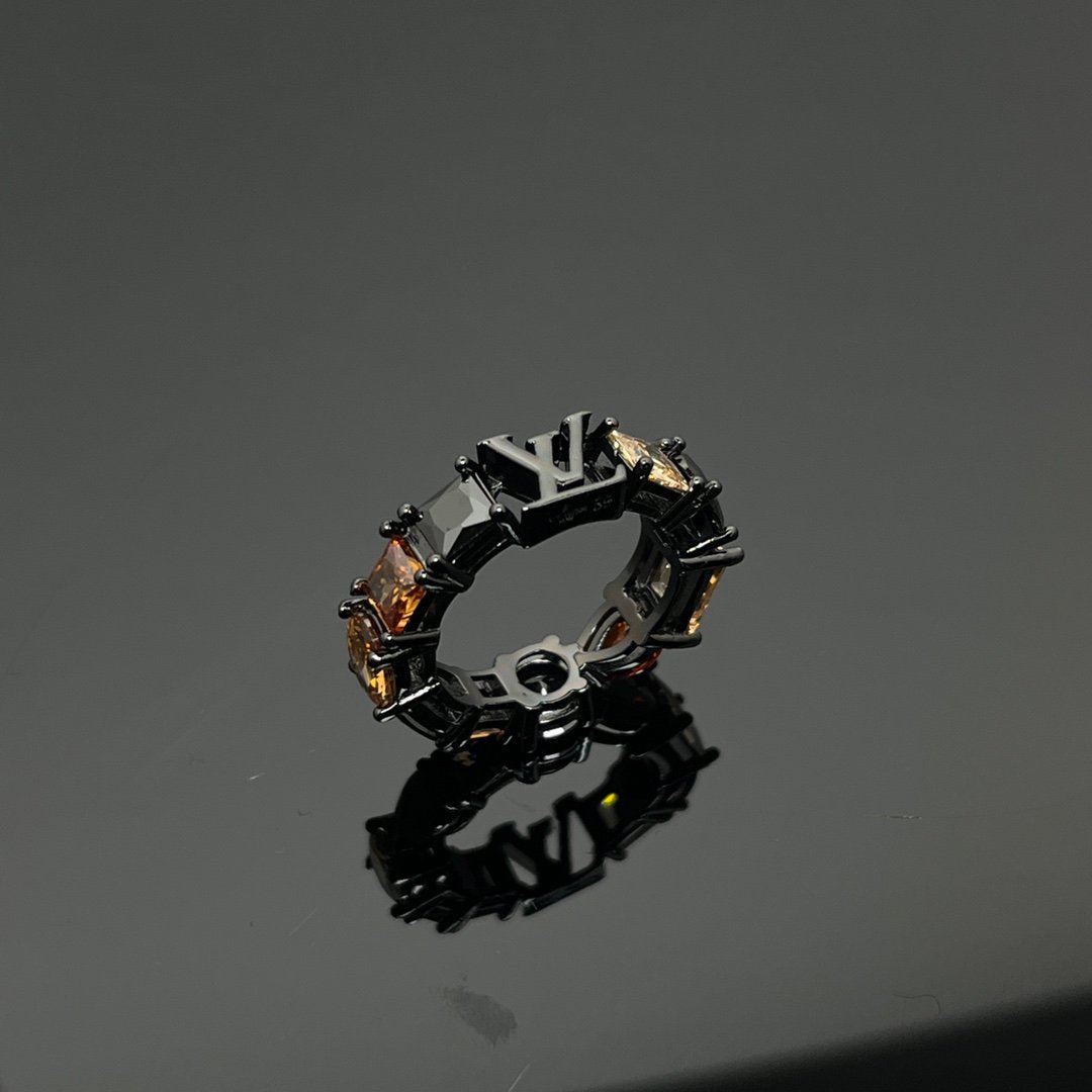 36a84ff43e71e91ece95f016e7387fbd-1.jpeg Light Ring - Image 1
