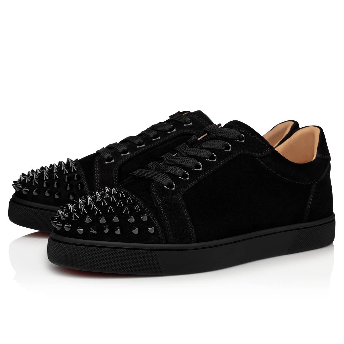 39e4ae90da7e4e8c89007e510414f4ec.jpg Vieira Spikes Sneakers Suede Calf and Spikes Black - Image 1