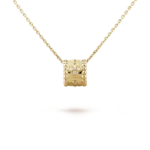 Perlee clovers pendant