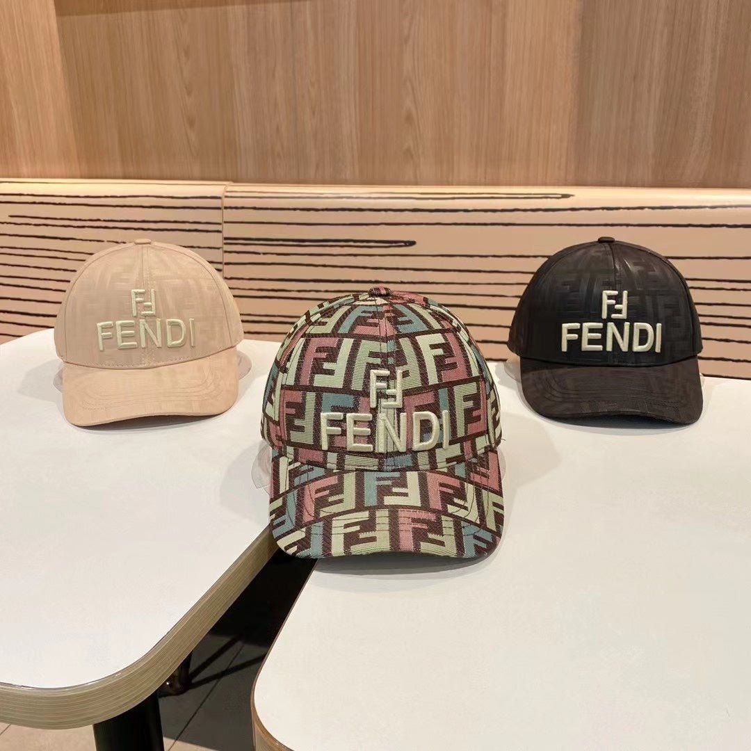 534e05e55972f1cd49bafd51c60cad46.jpeg Solid color double F letter baseball cap - Image 1