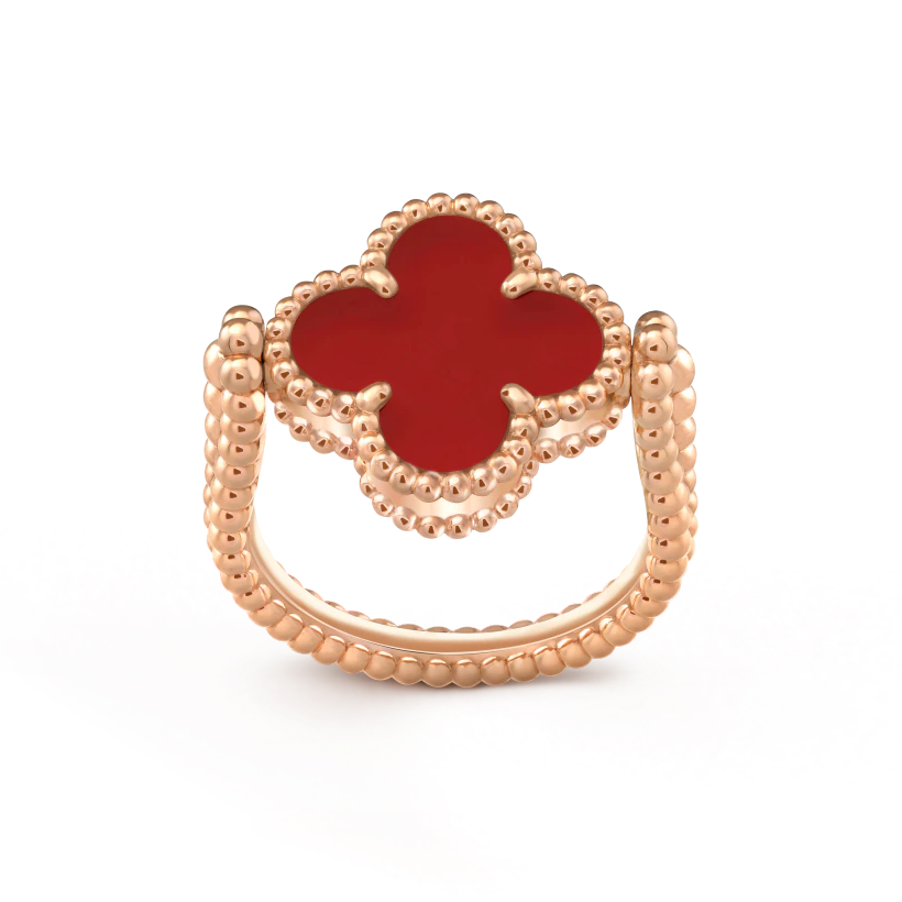 5adb971aa4fb288c9717e07a7e24ab99.png Vintage Alhambra Reversible Ring - Image 1