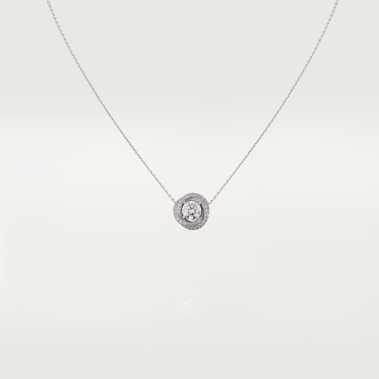 cc970b416efb57a7a86062a738d3ef3f.jpg TRINITY RUBAN NECKLACE - Image 1