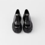 Monolith patent leather lace-up shoes