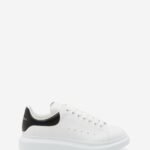 Oversized Sneaker in White/black