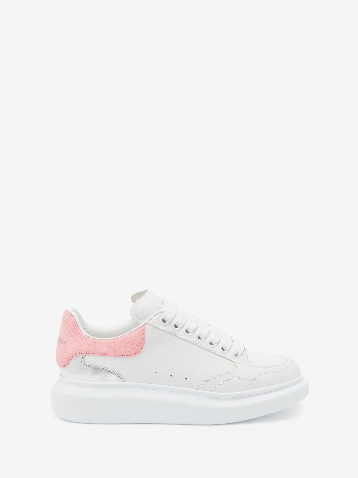 Oversized Sneaker in White/cherry Blossom Pink